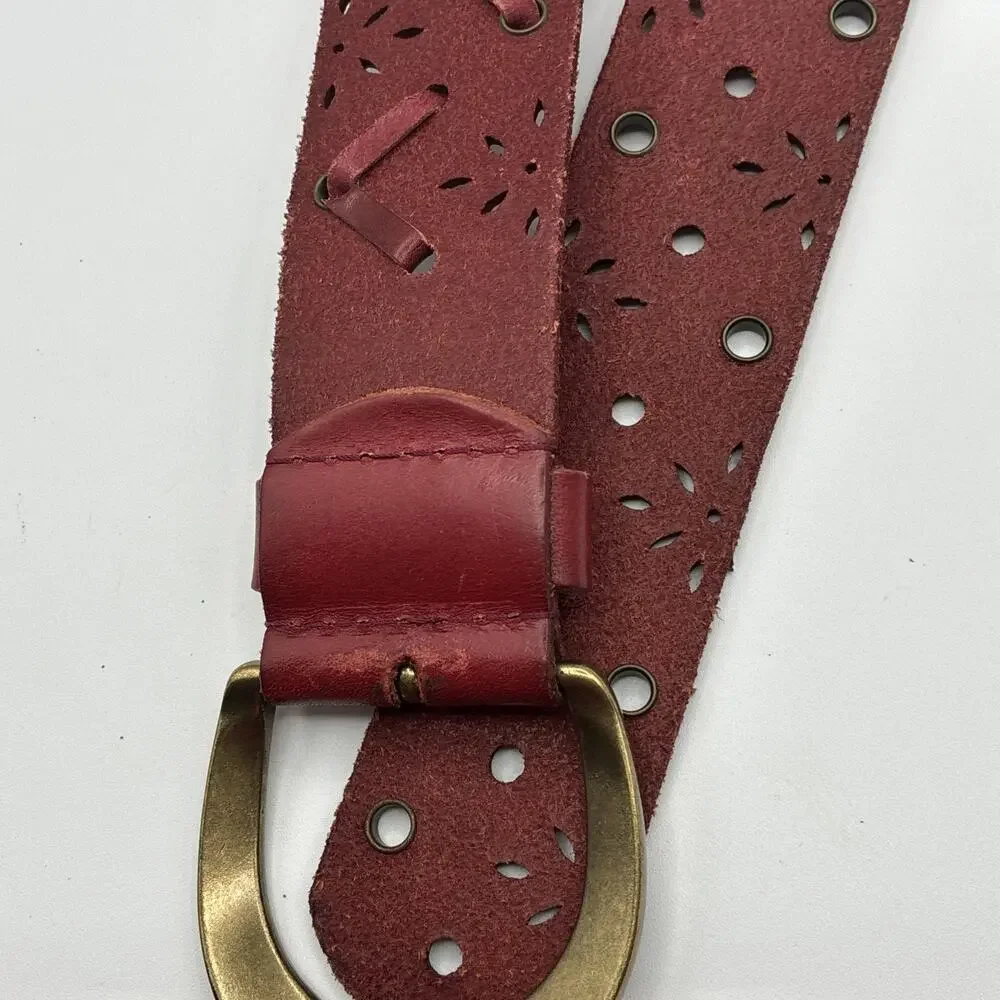 Unbranded belt total